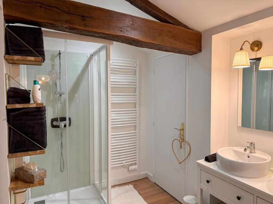 Maison + Parking Prive Au Coeur Angouleme 60M2 Екстер'єр фото