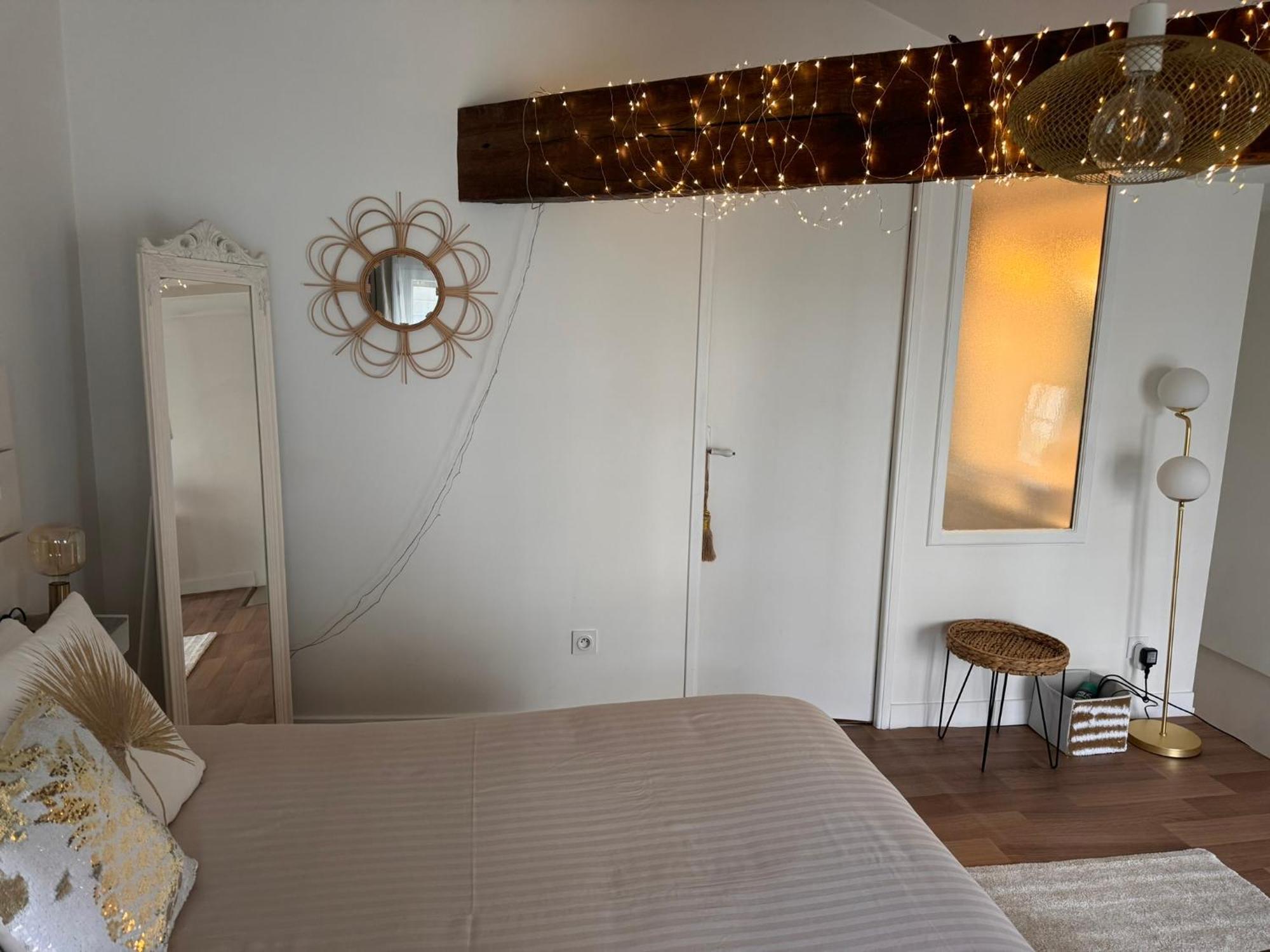 Maison + Parking Prive Au Coeur Angouleme 60M2 Екстер'єр фото